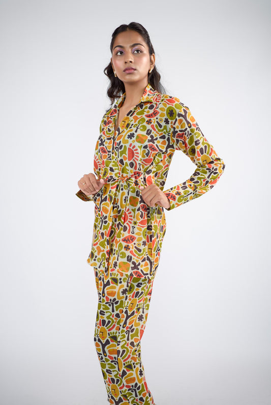 Printed collared shirt with bell-bottom pants