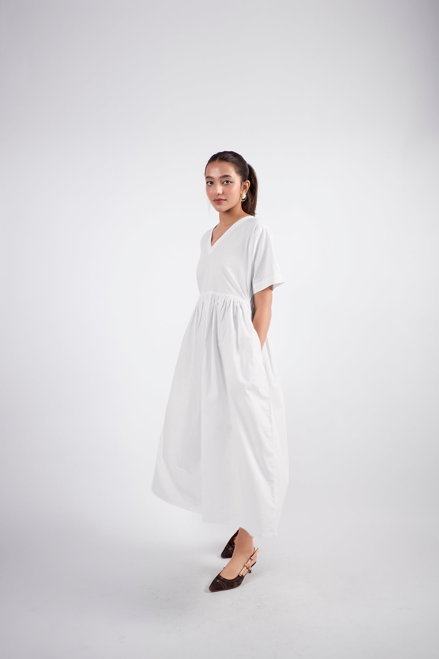 V-neck white casual midi dress