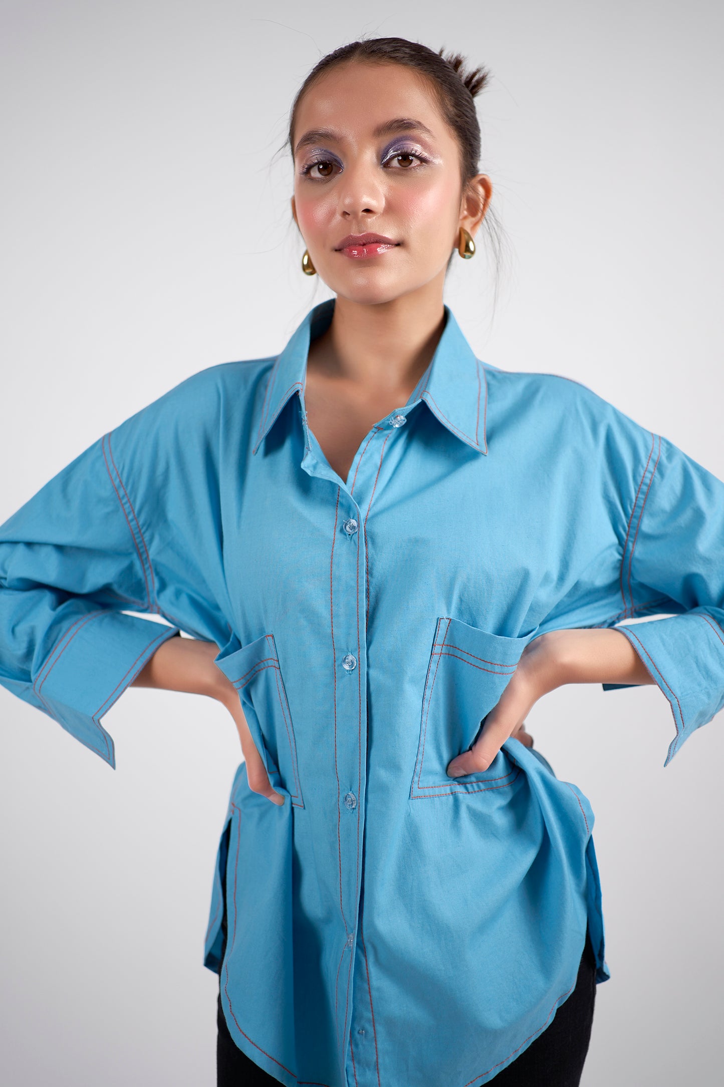 Chalk blue cotton oversized shirt with contrast thread detailing