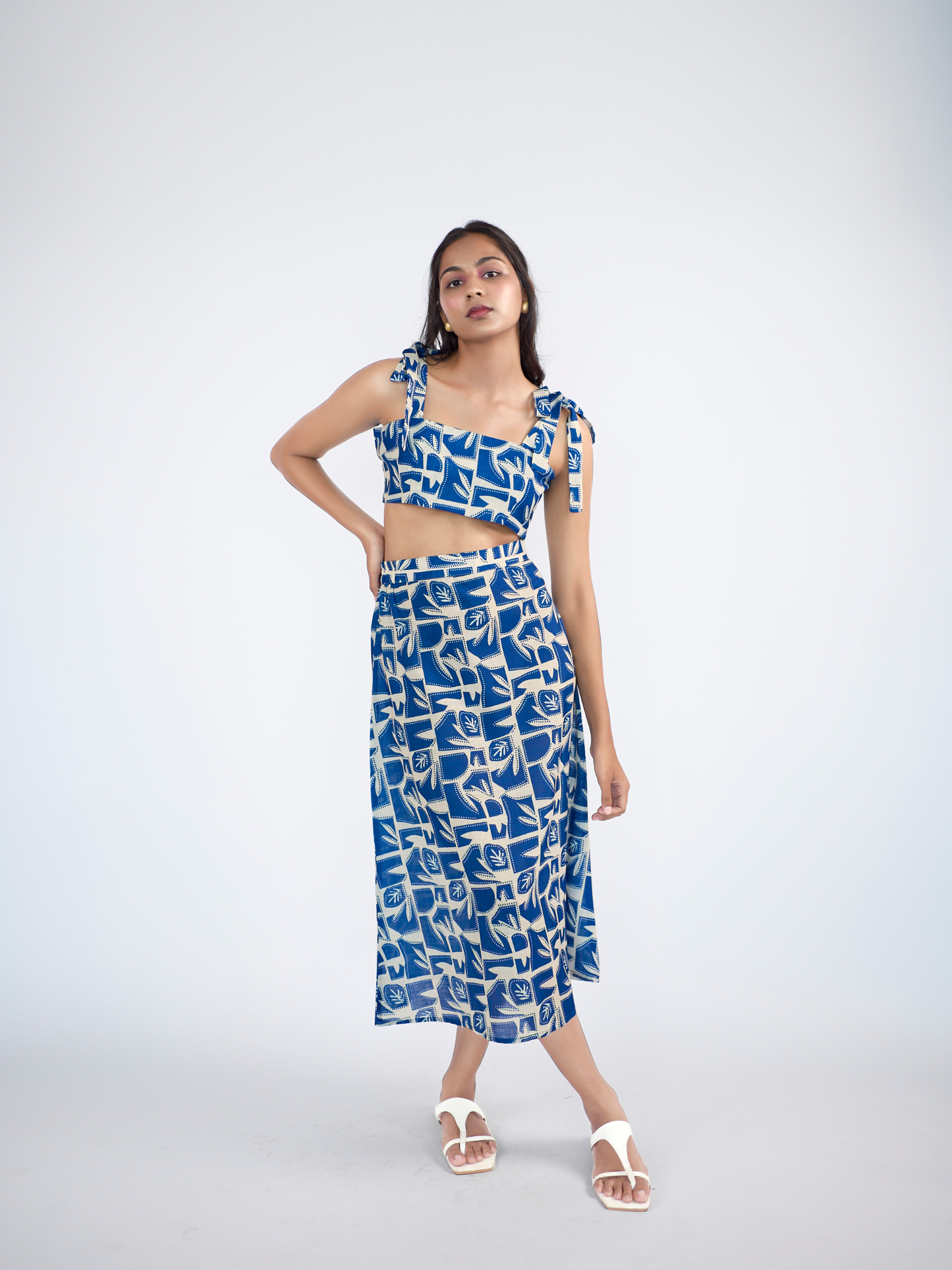 Abstract printed shoulder tie strings top with slip on skirt