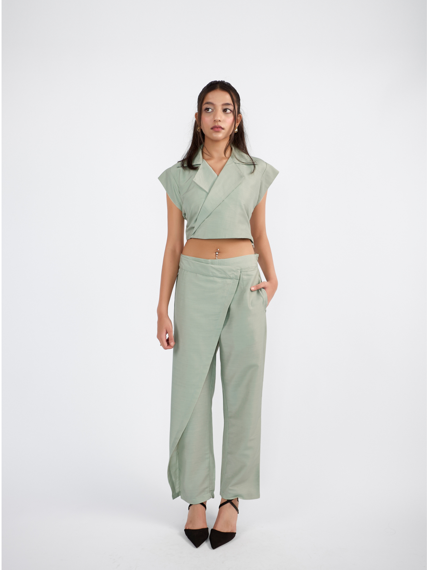 Crop top paired with Korean pants