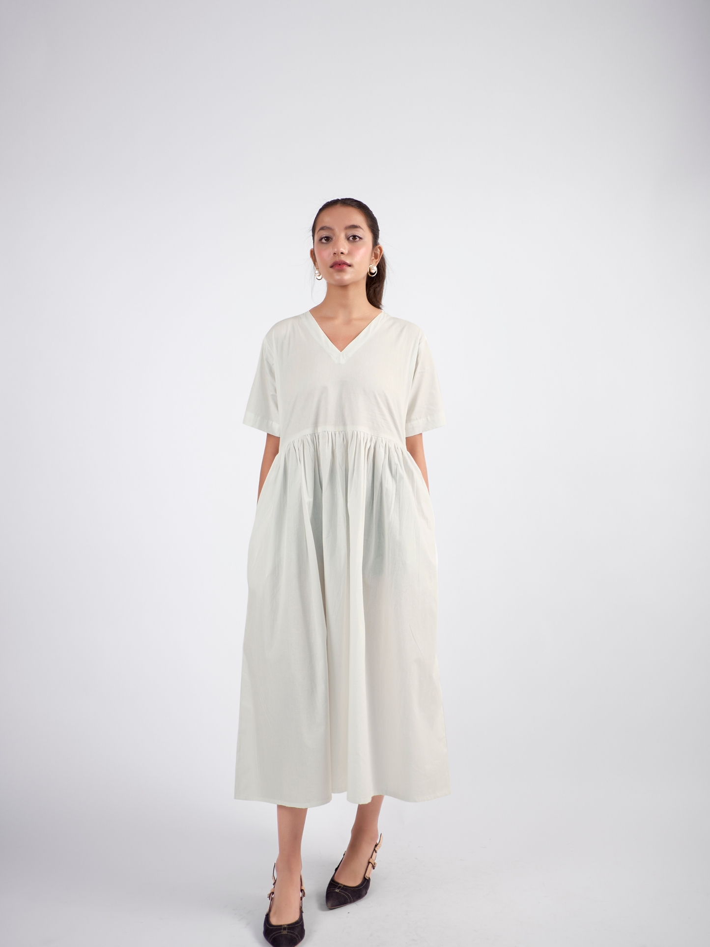 V-neck white casual midi dress