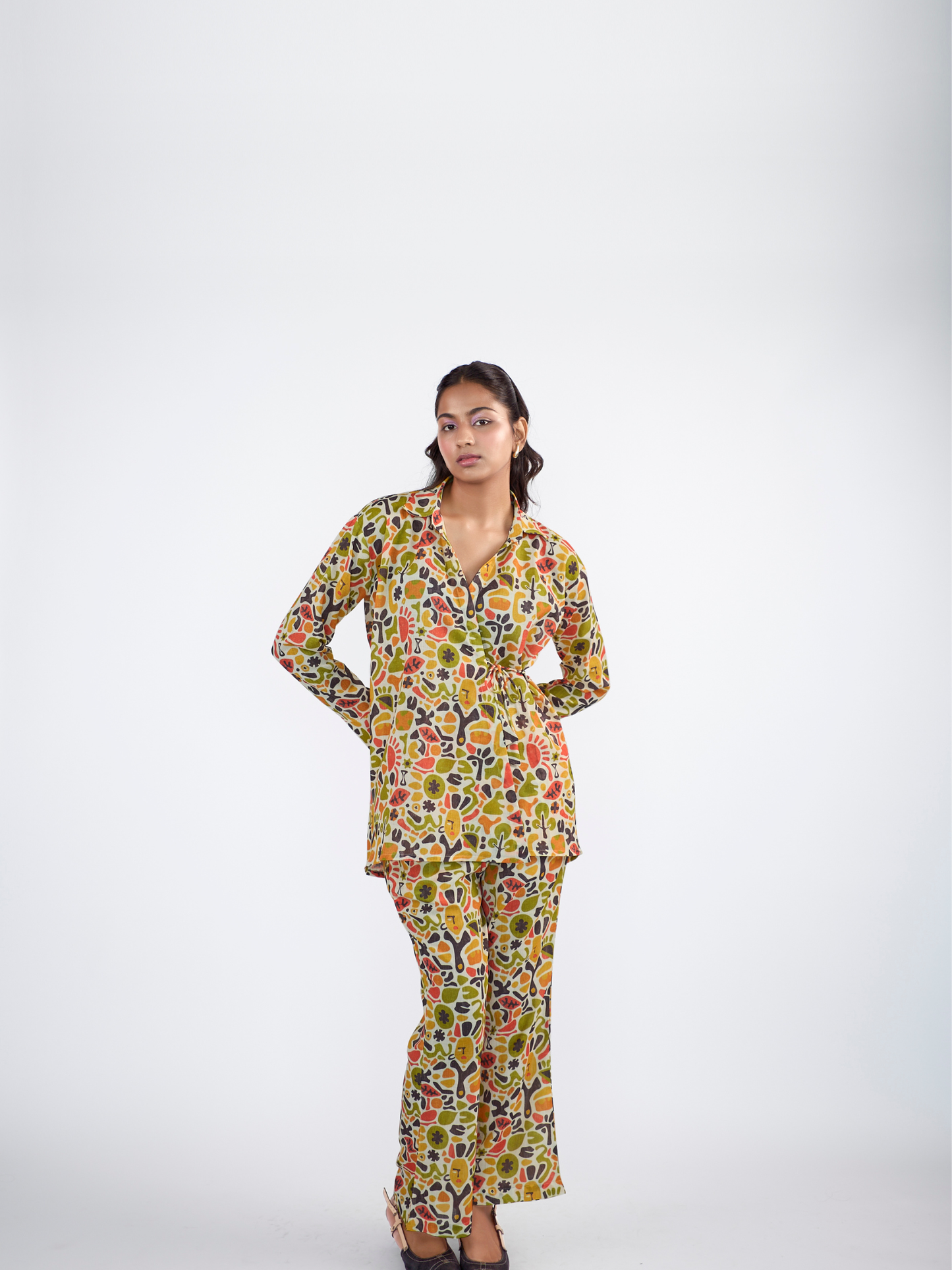 Printed collared shirt with bell-bottom pants