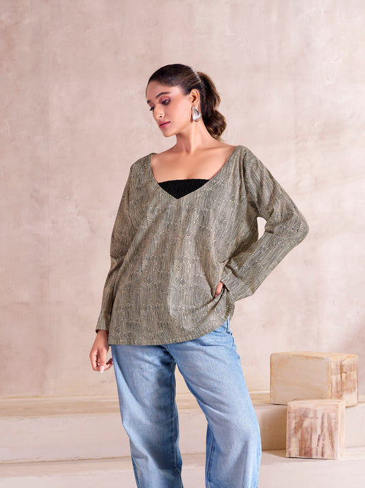 Mystic Maze V-Neck top with brallete