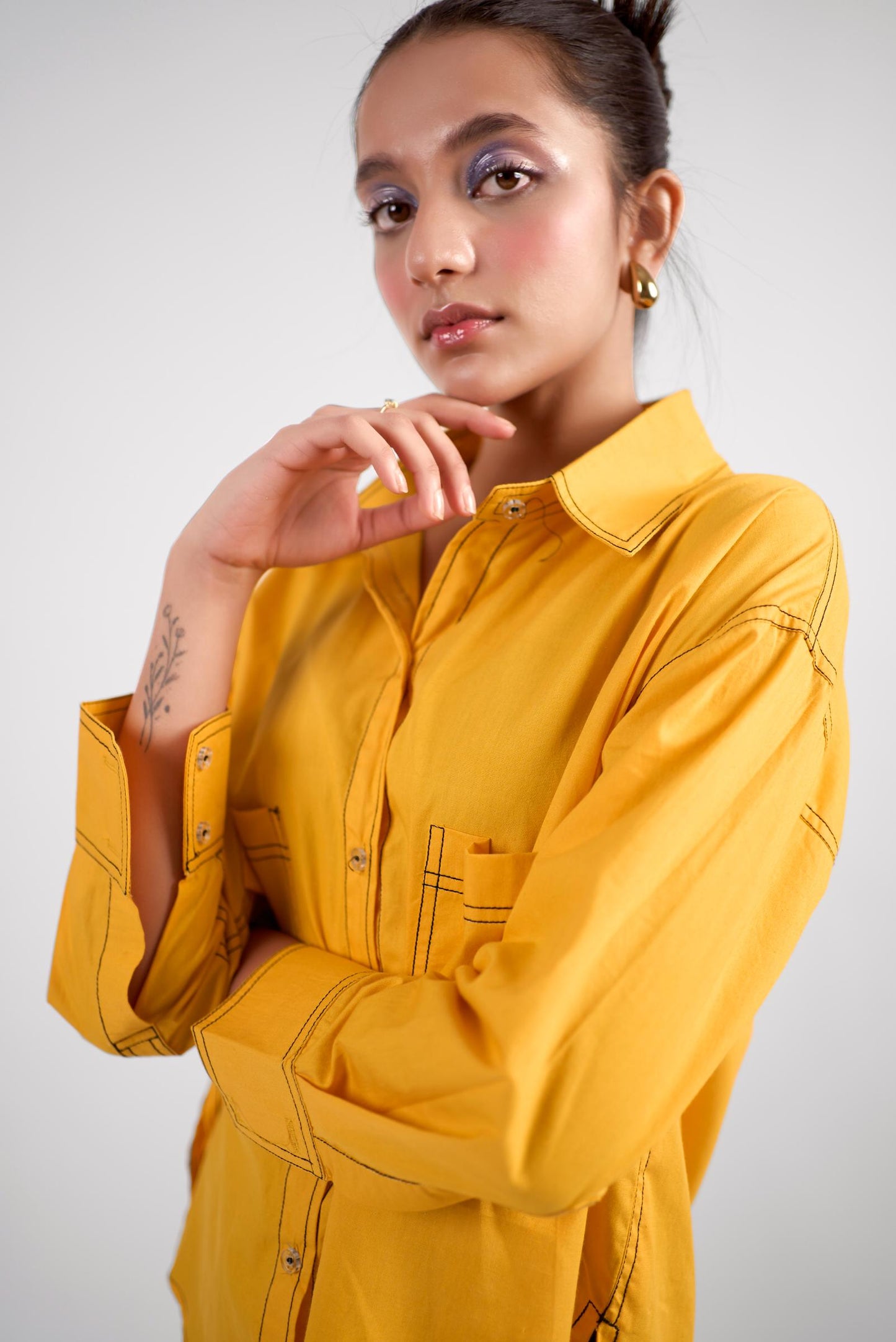 Yellow cotton oversized shirt with contrast thread detailing