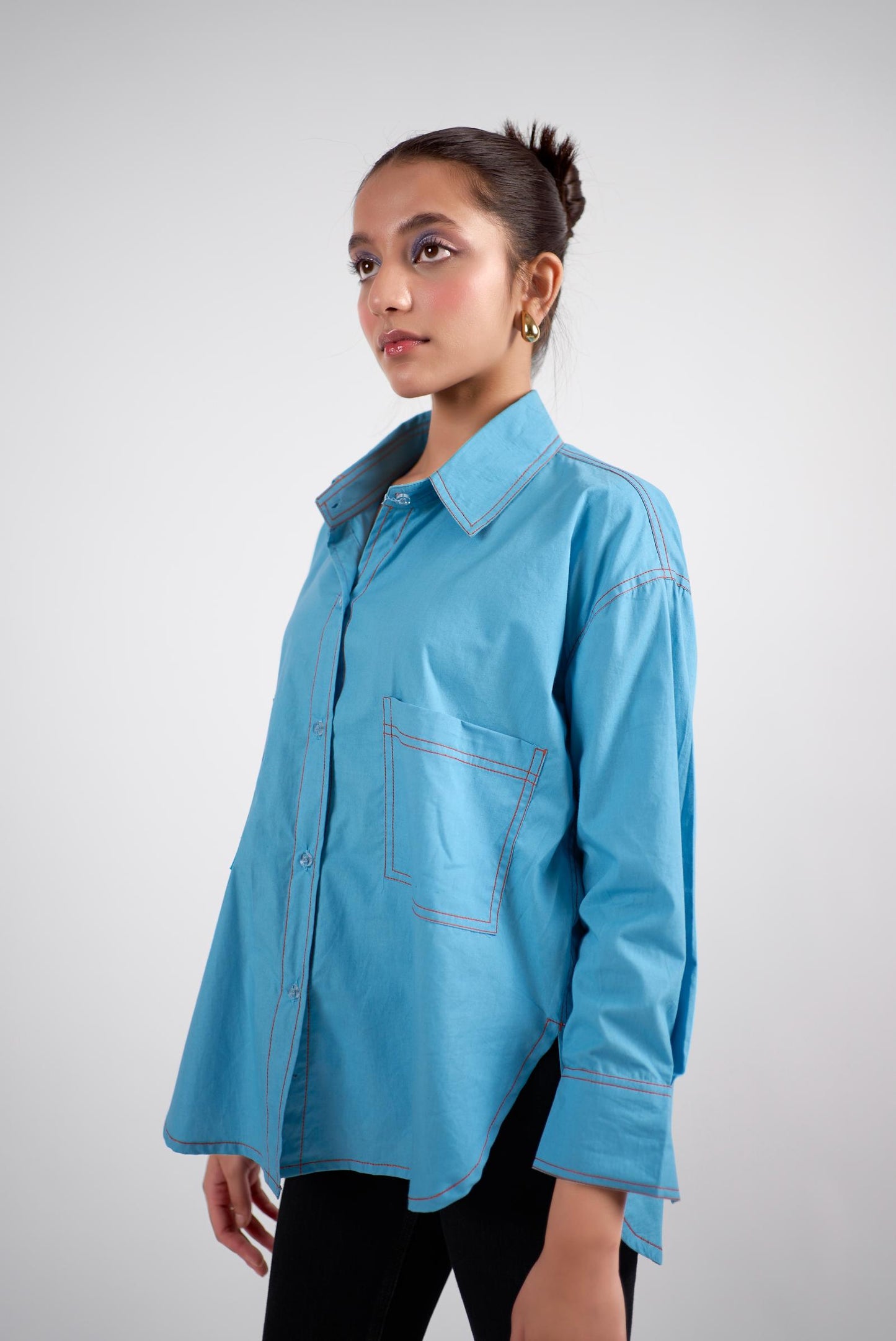 Chalk blue cotton oversized shirt with contrast thread detailing