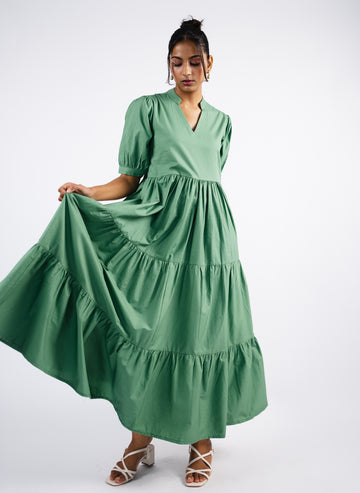 V-Neck Tiered maxi Dress